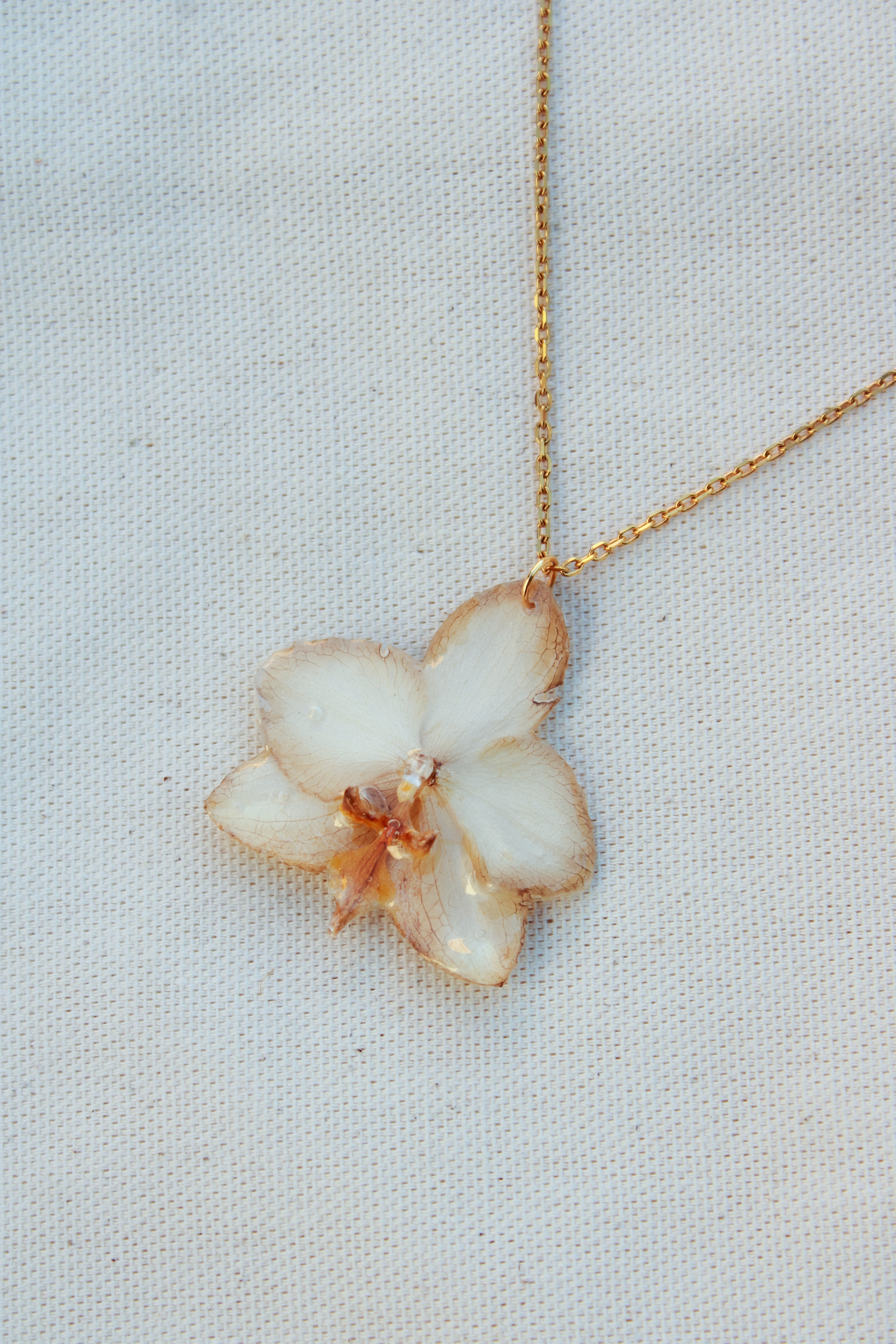 Bocana Blanca III - Collar